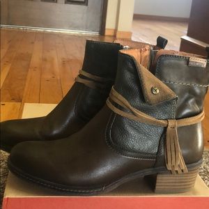 Pikolinos ankle boot
